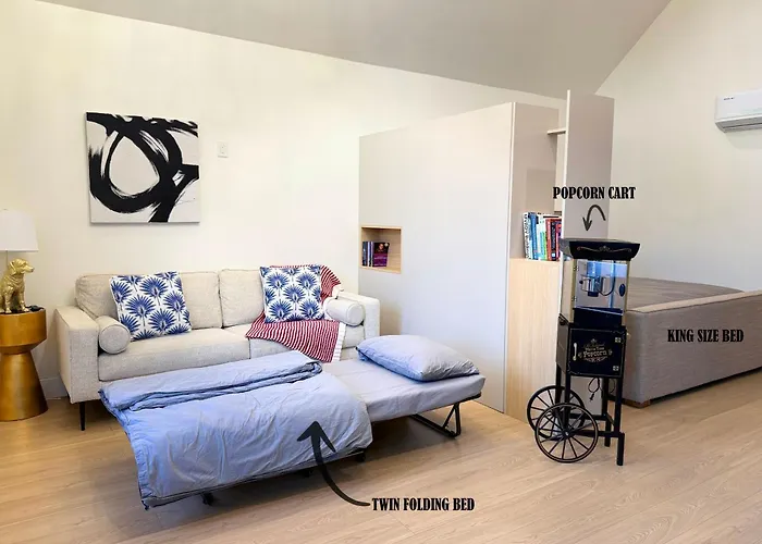 Hollywood Family Nest In Burbank, Steps To Studios!